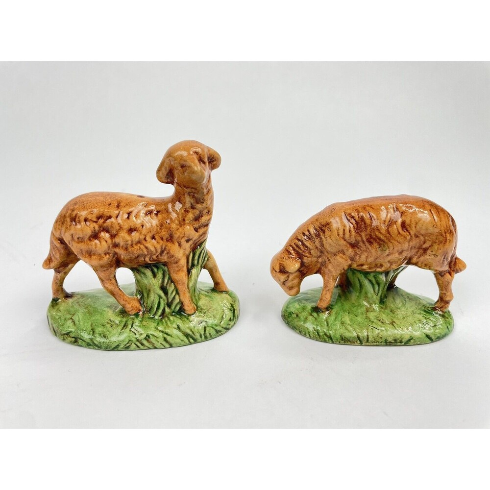 2 Vintage Atlantic Mold Nativity Sheep Christmas Hand Painted Nativity decor